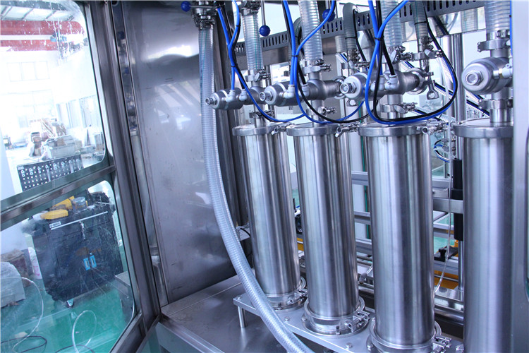 Машина для розливу яблучного варення